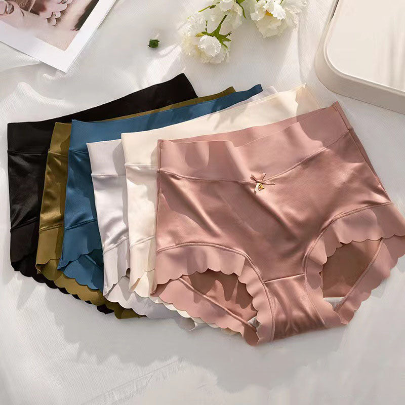 💫🌟🩲Set od 6 komada ženske donje rublje - Izrađeno od hladne svile, bezšavno, antibakterijsko i izuzetno udobno. Savršen izbor za cijeli dan! (Za veličine 40-75 kg)