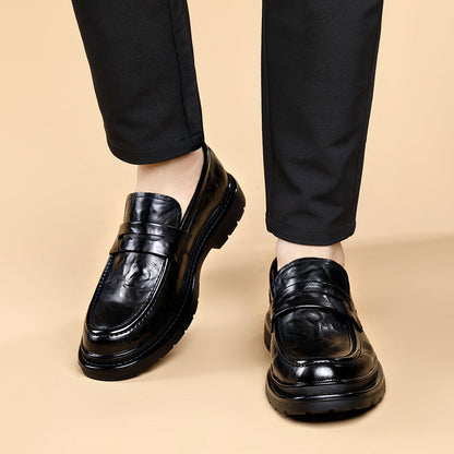 👞【39-44】Nove muške elegantne, svestrane, prozračne kožne cipele s mekim potplatom koje se lako obuku