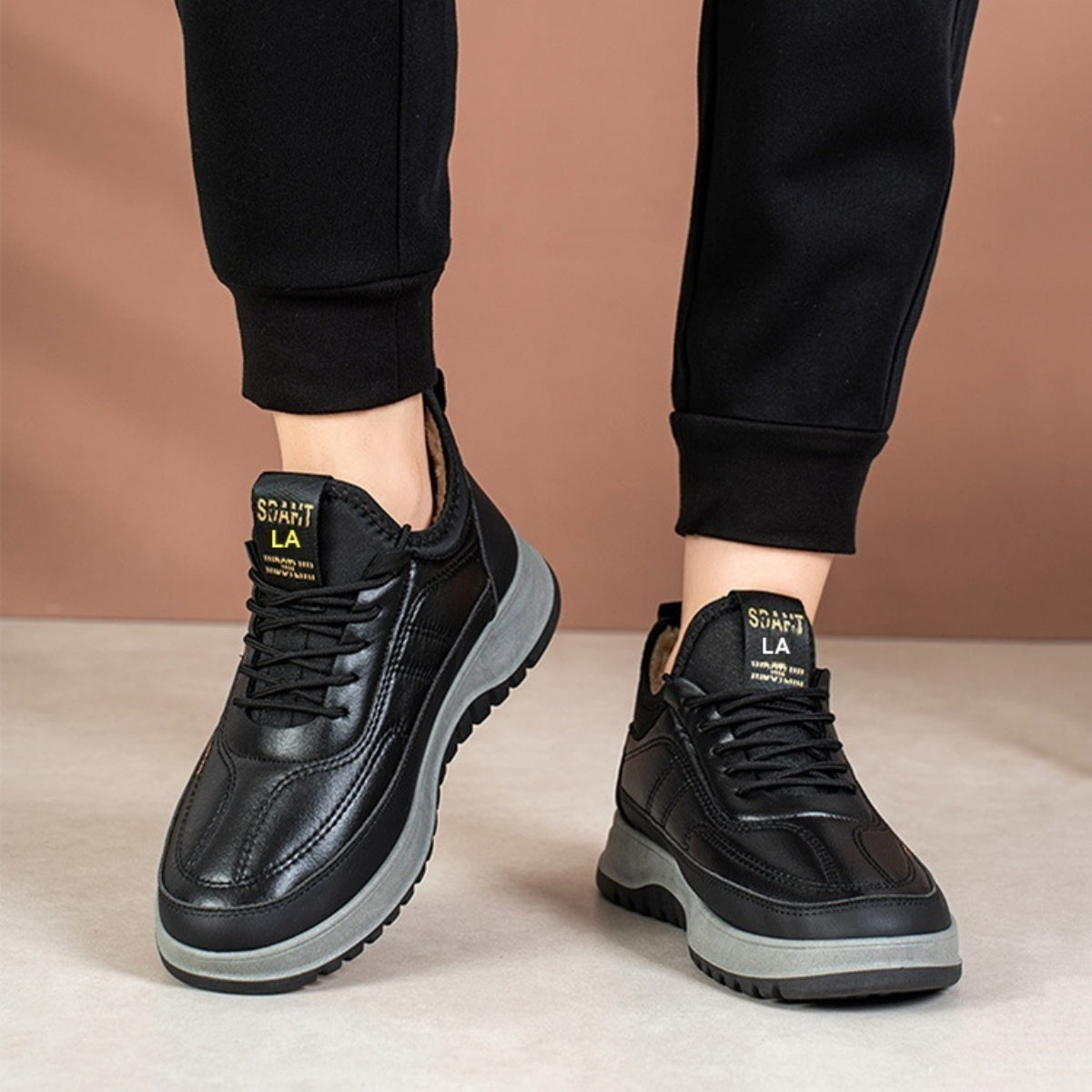 ⛄🔥【39-45】2025 Pánské zimní volnočasové sportovní boty, pravá kůže, voděodolné, měkká podešev a samet, nové -4137715