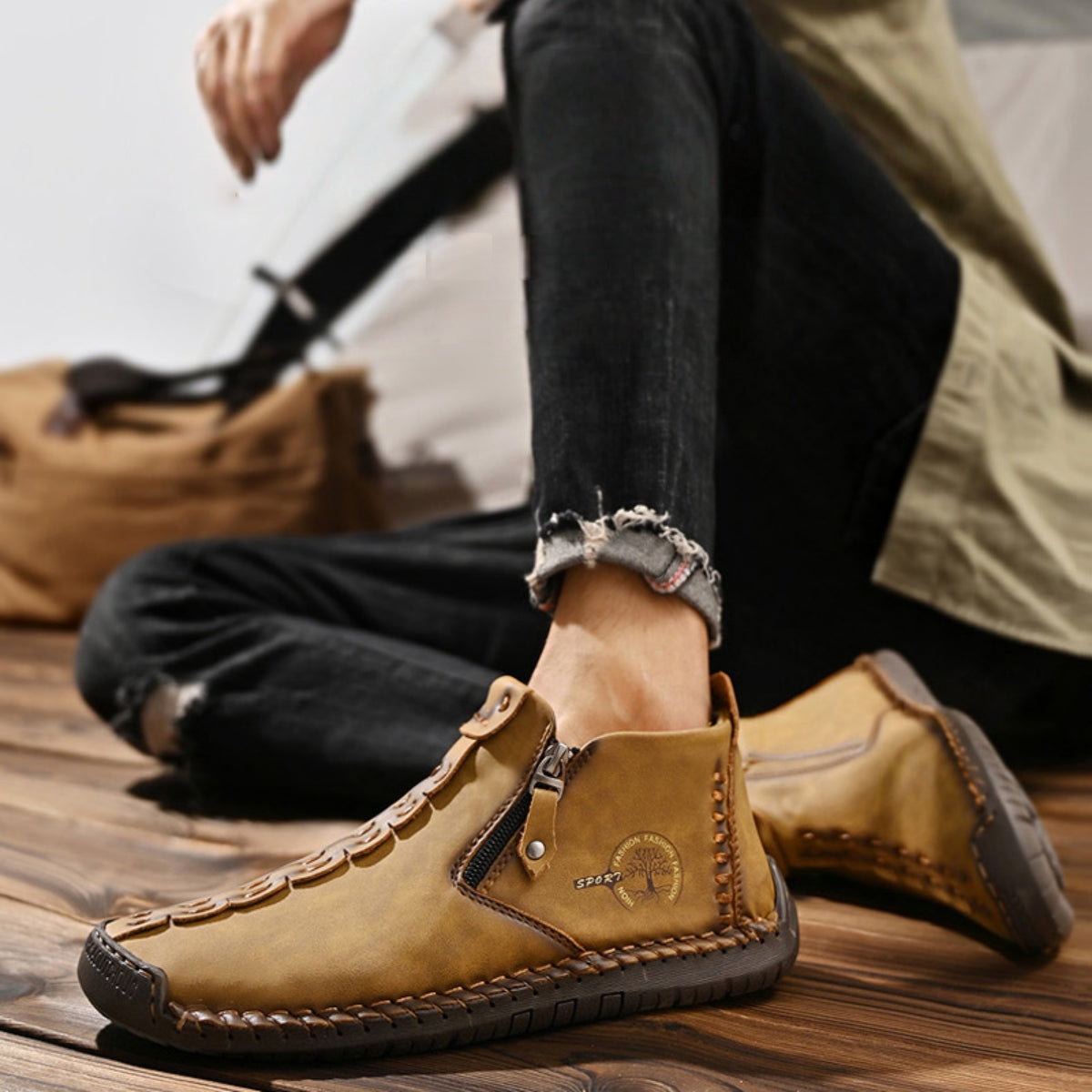 👞💥【38-48】Novost Zima 2025: Muške Martens čizme s podlogom od krzna i patentnim zatvaračem – Toplo, udobno i moderno za zimske dane