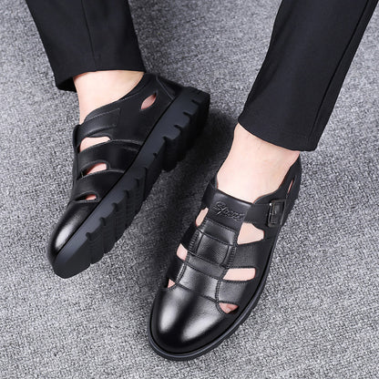 【38-44】👞Sandalias casuales antideslizantes de cuero genuino transpirables con diseño calado para hombre, colección verano 2026