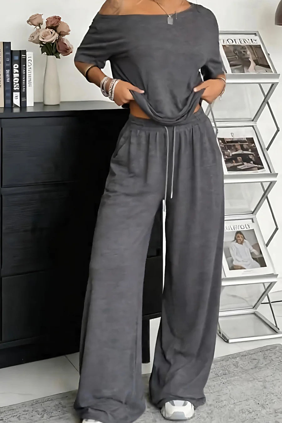 【S-5XL】Set 2026 Elegantna majica kratkih rukava s otvorenim ramenima + široke hlače s vezicama i široke cipele 😍 Neophodan ljetni komad