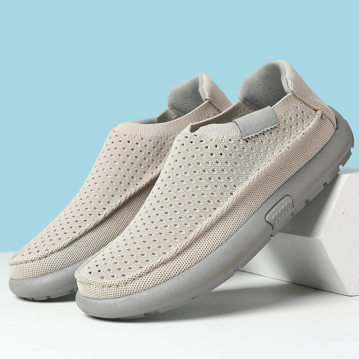 🔥Nuevos estilos de verano en calzado masculino cómodo, ligero y versátil.