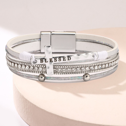 🎁【Kup 1, a 1 dostaniesz gratis】✨Bransoletka z krzyżem w stylu boho, luksusowe zapięcie magnetyczne z mikrodiamentami i bransoletą ze sztucznej skóry.