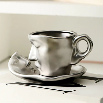 🥂😜 Față care atinge metalul sărut creativ din ceramică ceașcă de cafea