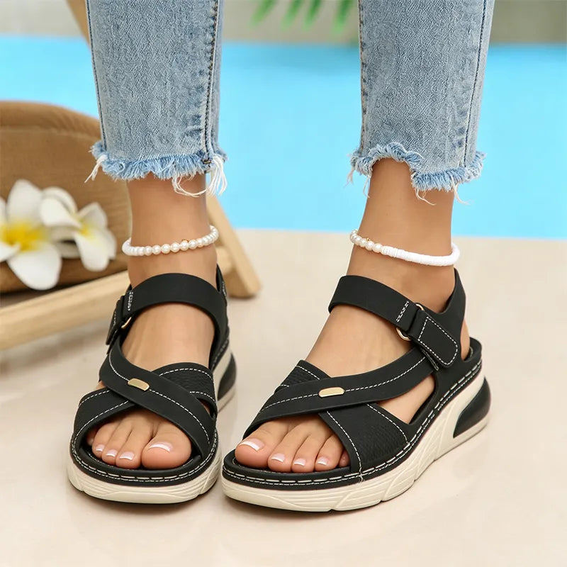 👡 Ljetne sportske sandale s laganom platformom – prianjanje poput ježa, mekani potplat s amortizacijom i udobnost većih veličina 👟✨