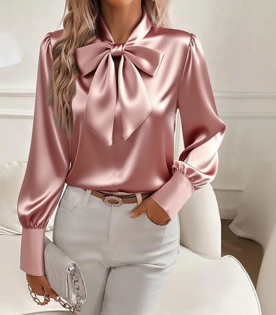 🔥【Novedades de otoño】✨Camisa de seda a la moda 2026 para un estilo elegante: tejido suave, corte moderno y una opción perfecta para el uso diario.