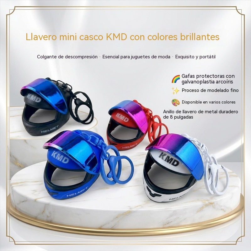 ¡Compra 1 y llévate 1 gratis 🔥🔥 Divertido llavero con forma de mini casco de motocicleta.