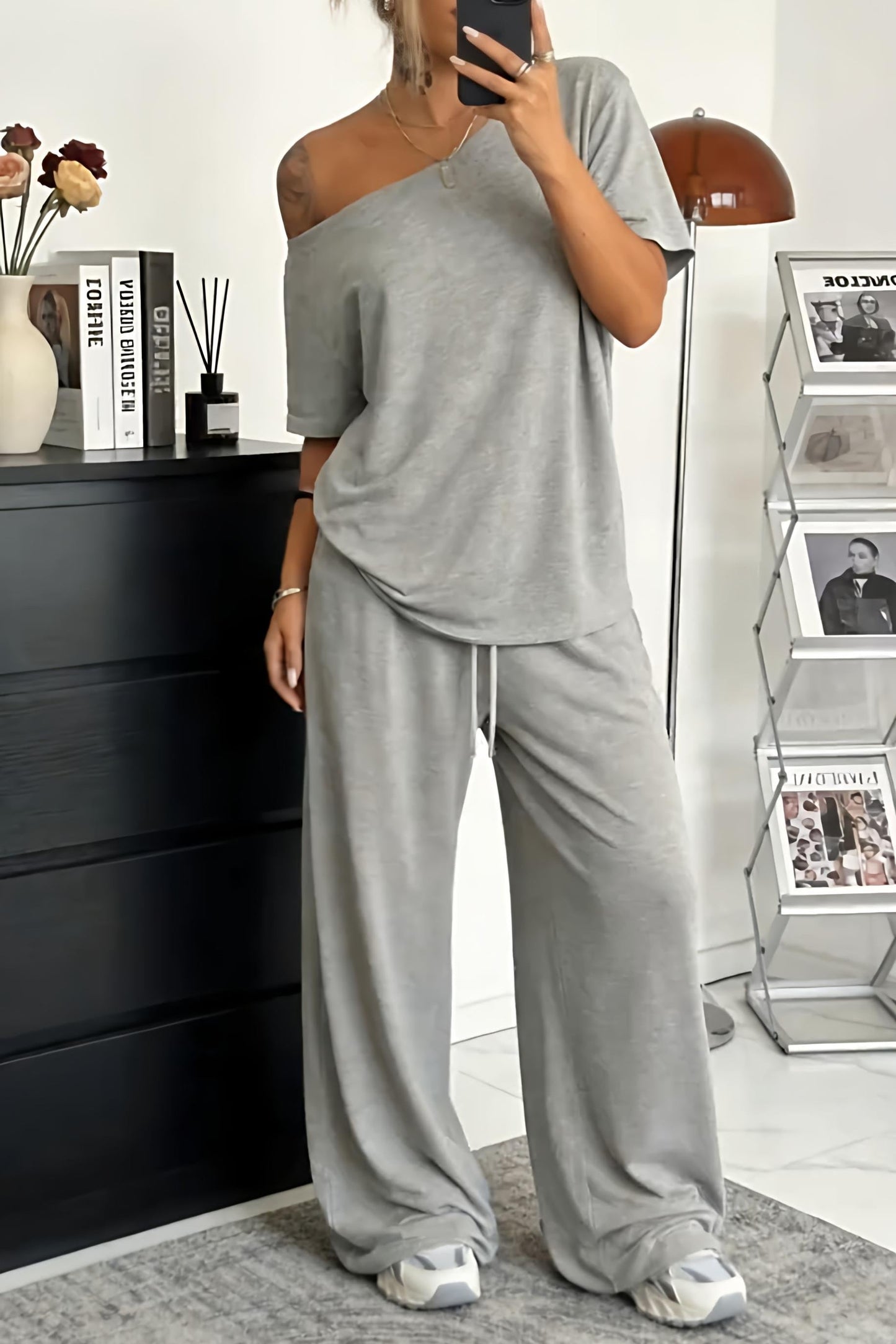 【S-5XL】Set 2026 Elegantna majica kratkih rukava s otvorenim ramenima + široke hlače s vezicama i široke cipele 😍 Neophodan ljetni komad