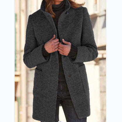 🔥¡Descuento del 43%🔥【Tallas S-5XL】Nuevo abrigo de lana de color liso para mujer, colección otoño/invierno 2025, con cuello y botones de estilo retro.
