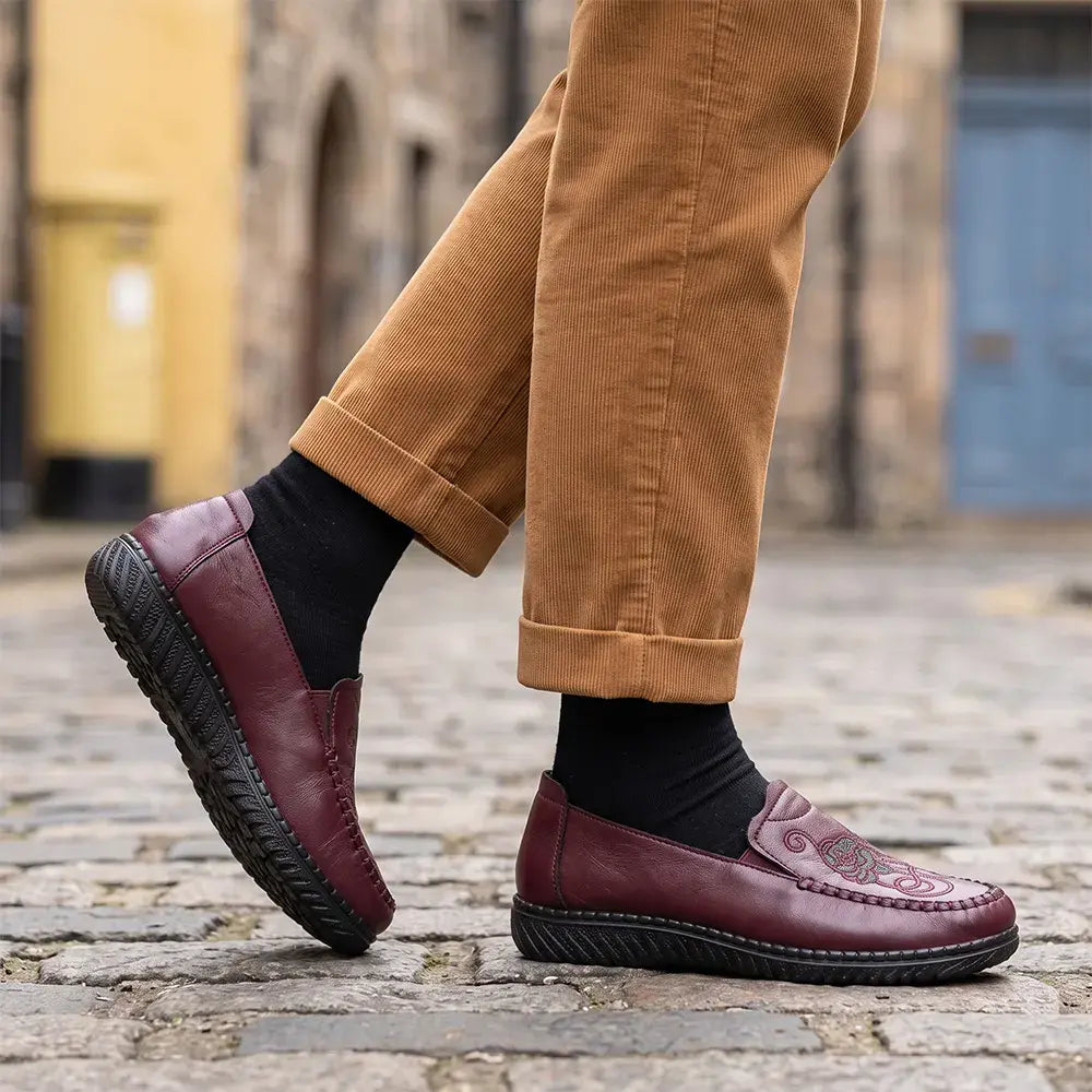 🌸Zapatos planos sin cordones con bordado y suela suave para mujer: calzado transpirable, antideslizante y cómodo para caminar, ideal para personas mayores.